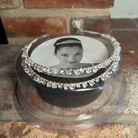 David’s Bridal Double Row Crystal Head Band - Picture 6 of 14